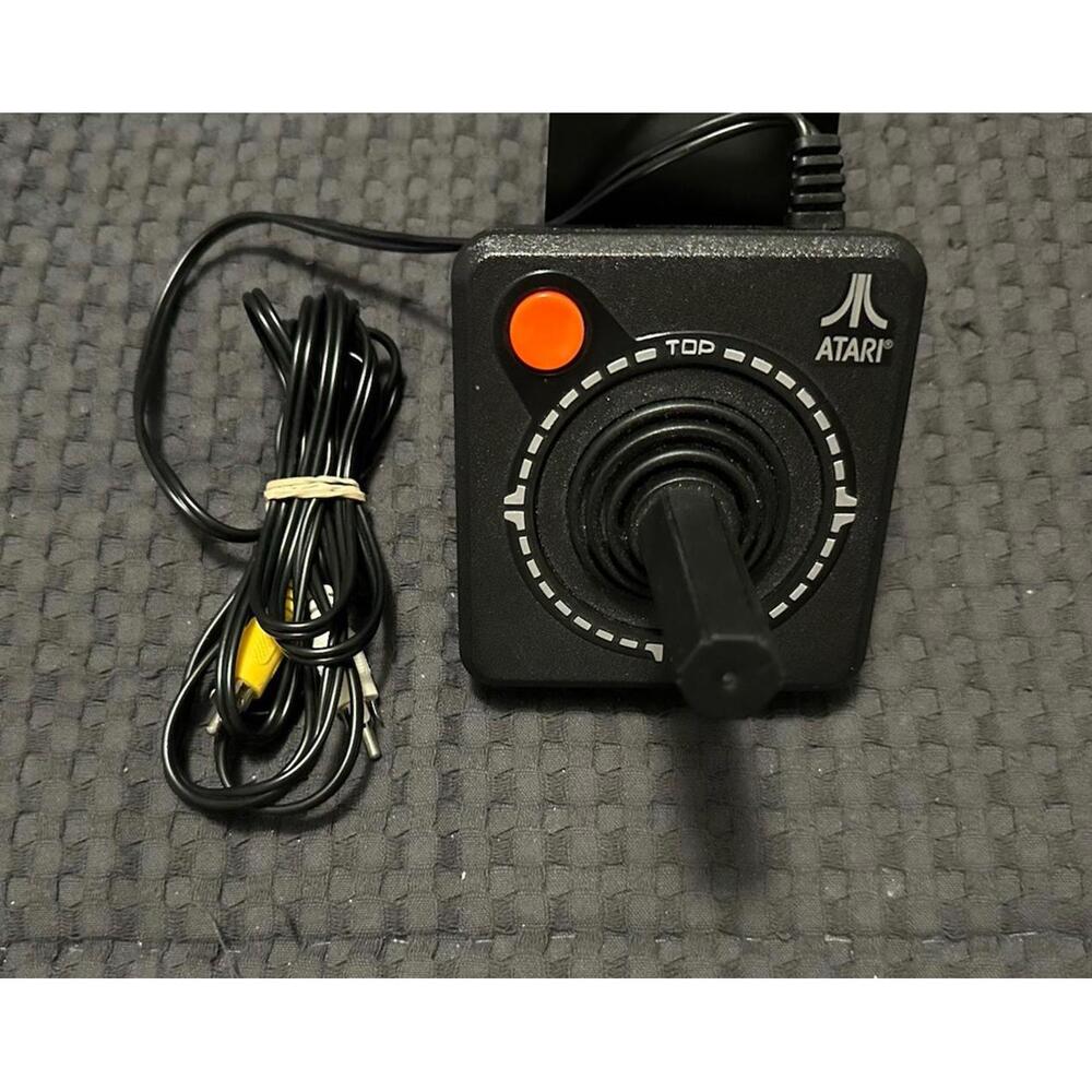 Genuine ATARI Jakks Pacific Black Joy Stick Plug N Play TV Game TESTED